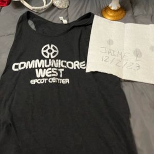 Disney Epcot t shirt